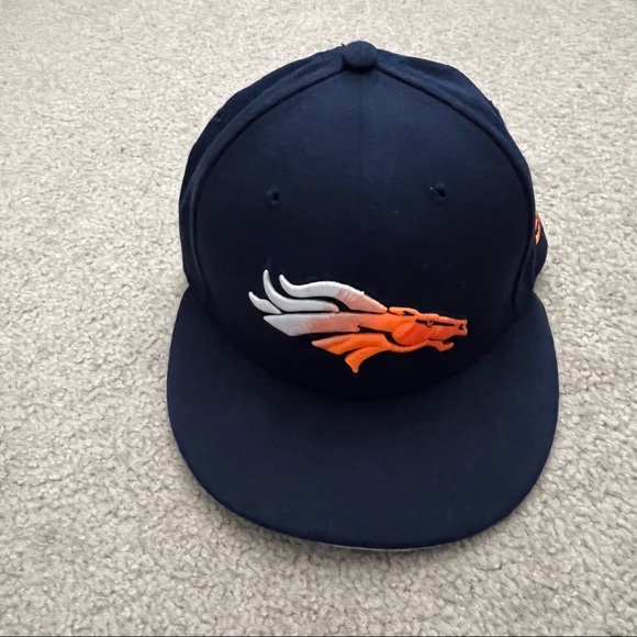 New Era Denver Broncos 59FIFTY Adjustable Navy Hat Embroidered Bronco - Picture 2 of 8